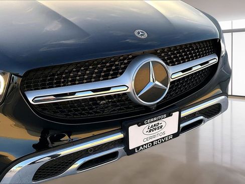 Used 2023 Mercedes-Benz GLC 300 4MATIC Coupe image 31