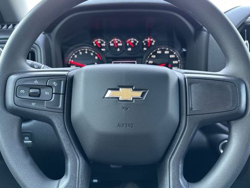 New 2025 Chevrolet Silverado 1500 Custom image 26