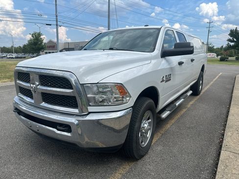 Used 2017 RAM 2500 Tradesman w/ Chrome Appearance Group RWD image 8