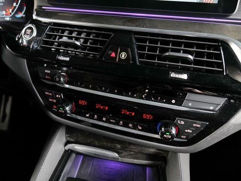 Used 2023 BMW M550i xDrive M550i xDrive w/ Executive Package image 19