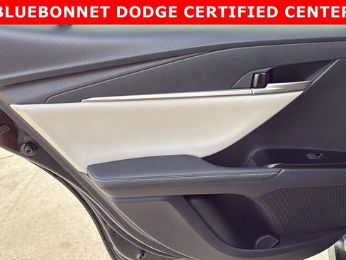 Used 2025 Toyota Camry XLE w/ Premium Plus Package image 17