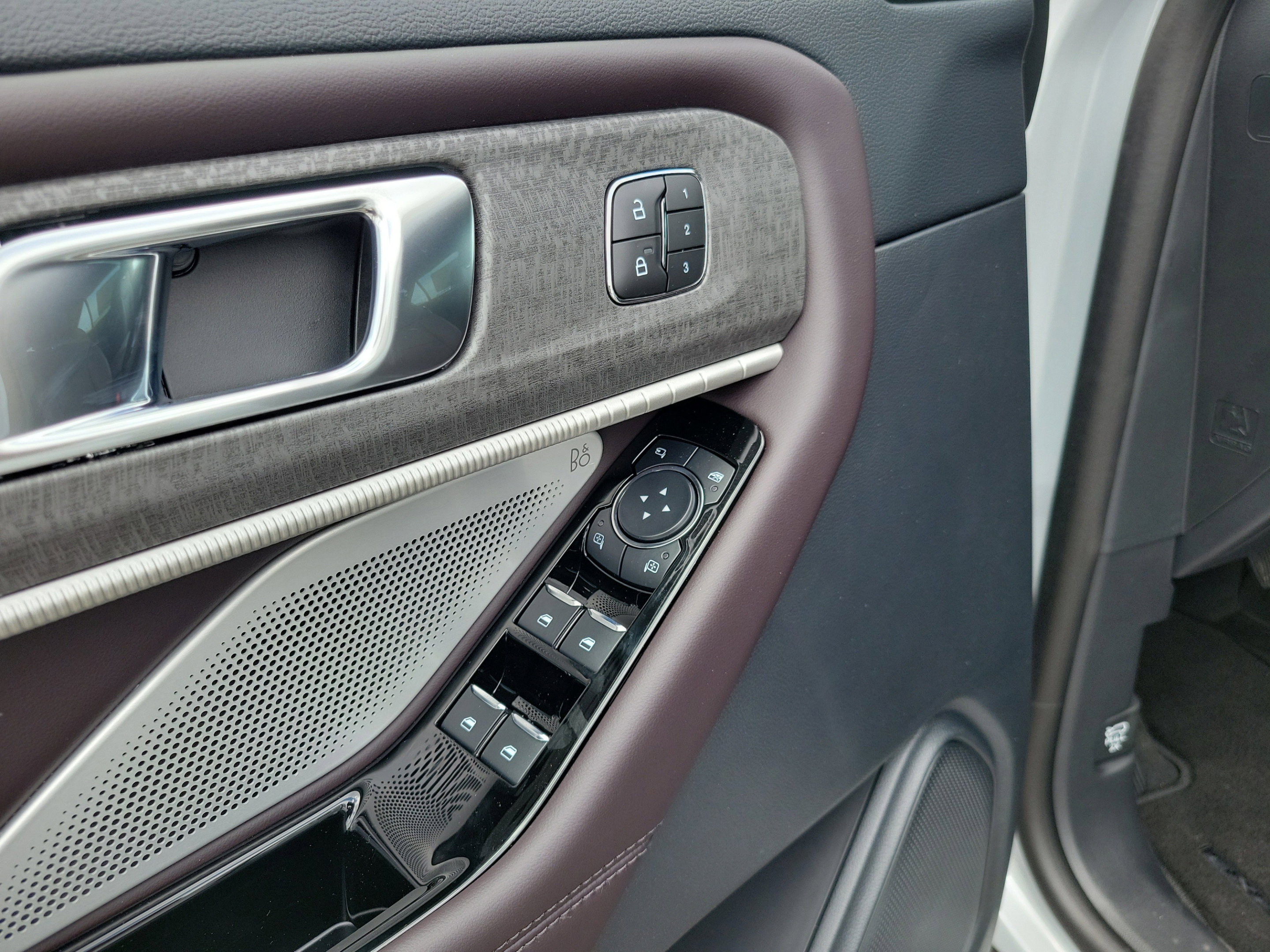 New 2026 Ford Explorer Platinum RWD image 19