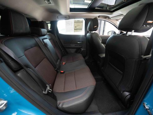 Used 2026 Nissan Kicks SR w/ SR Premium Package AWD/4WD image 25