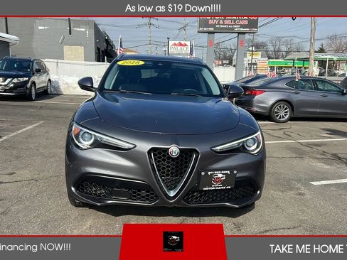 Used 2018 Alfa Romeo Stelvio Ti image 8