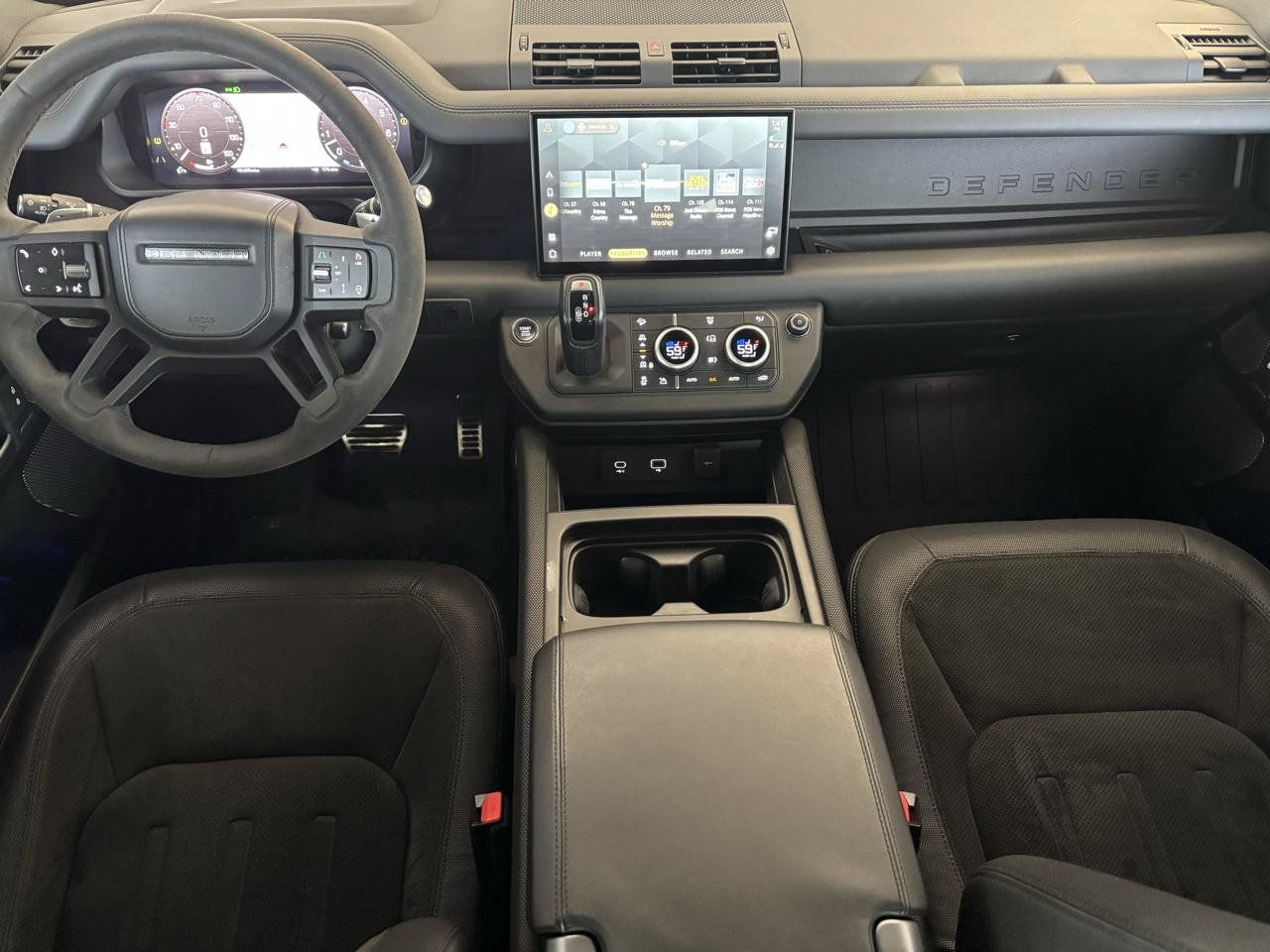 Used 2023 Land Rover Defender 110 V8 AWD/4WD image 12