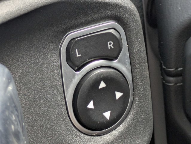 Certified 2026 Jeep Wrangler Unlimited Sahara AWD/4WD image 24