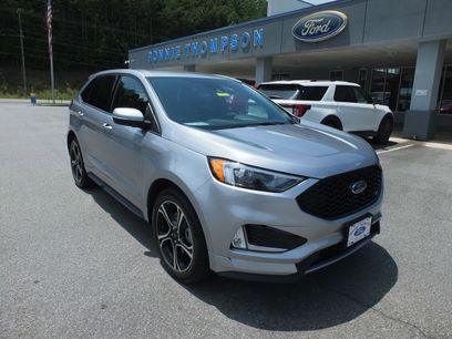 Used 2022 Ford Edge ST