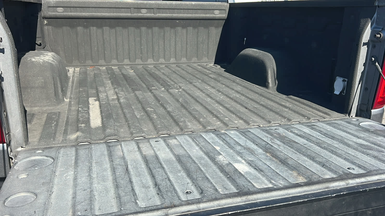 Used 2021 Chevrolet Silverado 1500 RST w/ Convenience Package II AWD/4WD image 27