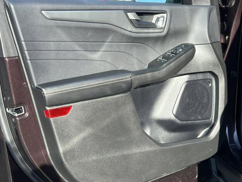 Used 2023 Ford Escape Active image 13