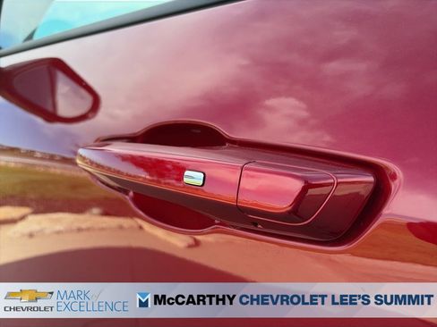 New 2026 Chevrolet Traverse Z71 w/ Enhanced Driving Package AWD/4WD image 38