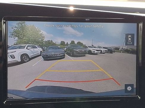 Used 2021 Hyundai Elantra SEL w/ Convenience + Premium Package FWD image 19