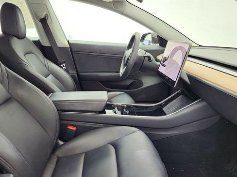 Used 2020 Tesla Model 3 Long Range image 25
