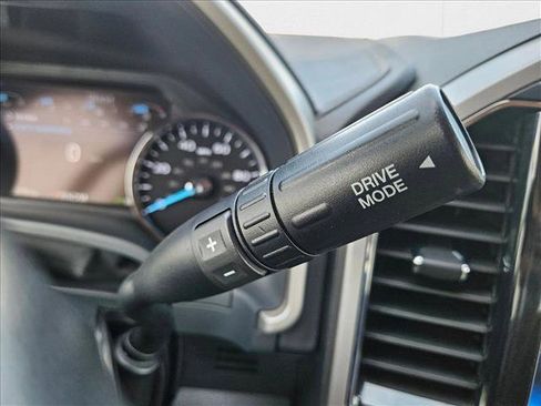 Used 2022 Ford F350 Lariat w/ Lariat Value Package image 11