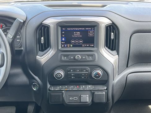 New 2026 Chevrolet Silverado 1500 Custom image 4