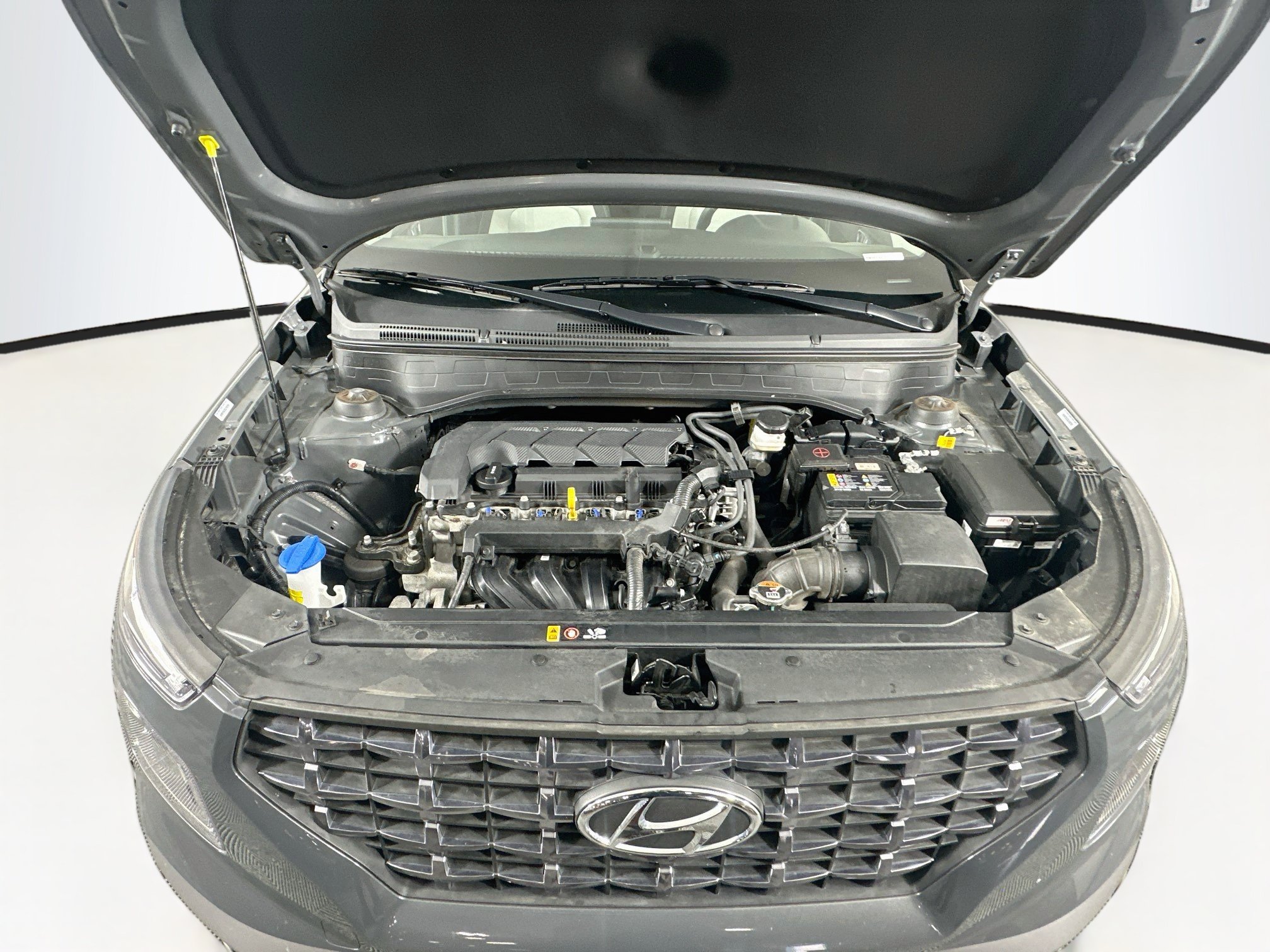 Used 2025 Hyundai Venue SEL FWD image 32