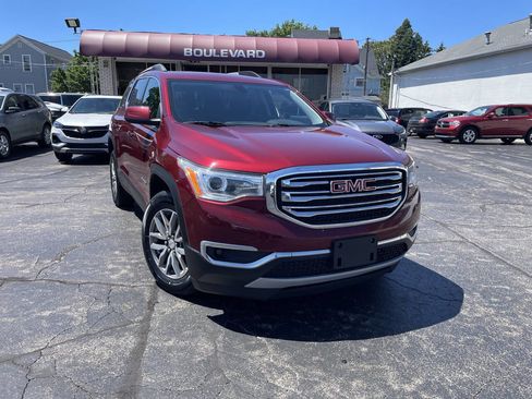 Used 2018 GMC Acadia SLE AWD/4WD image 1
