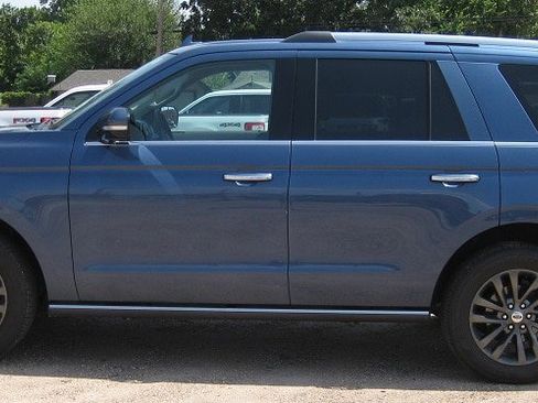 Used 2019 Ford Expedition Limited w/ Driver Assistance Package image 6