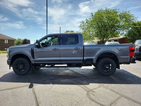 New 2026 Ford F250 XLT w/ XLT Premium Package AWD/4WD image 7
