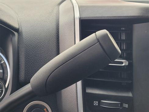 Used 2024 RAM 2500 Big Horn image 17