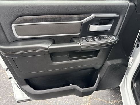 Used 2024 RAM 2500 Big Horn w/ Off Road Package image 17