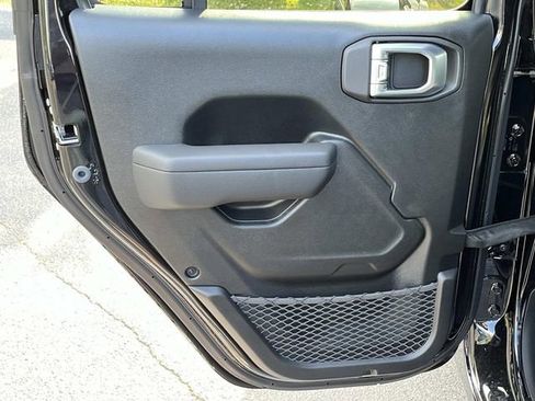 New 2026 Jeep Wrangler Unlimited Sport AWD/4WD image 17