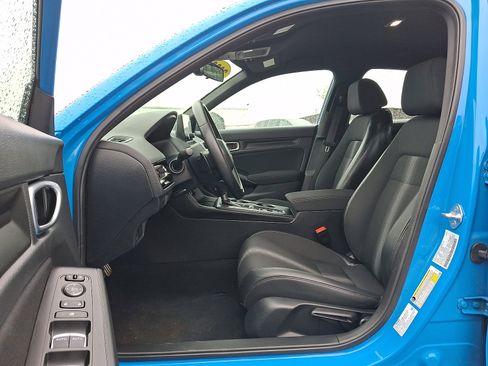 Used 2023 Honda Civic Sport image 13