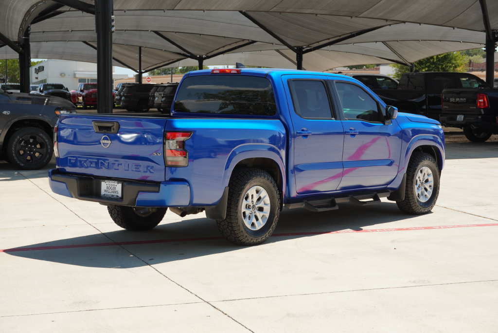 Used 2024 Nissan Frontier SV RWD image 5