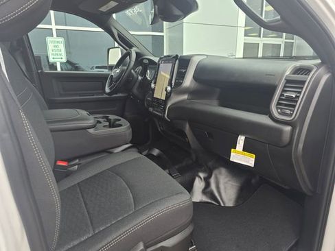 New 2026 RAM 3500 Tradesman AWD/4WD image 8