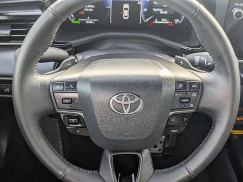 Used 2025 Toyota Camry XSE image 12