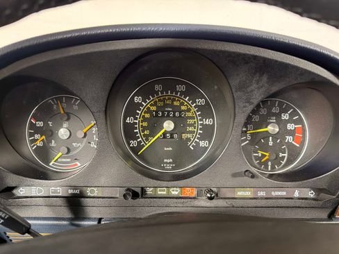 Used 1987 Mercedes-Benz 560 SL image 35