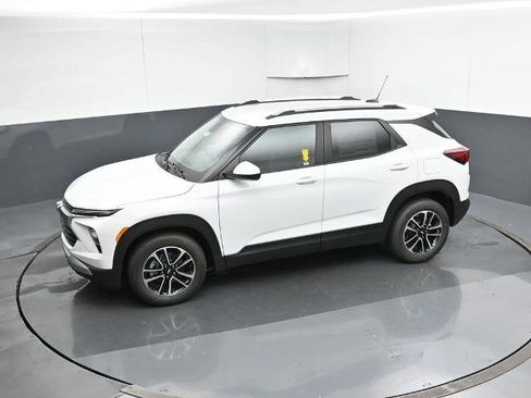 New 2026 Chevrolet TrailBlazer LT w/ Convenience Package image 18