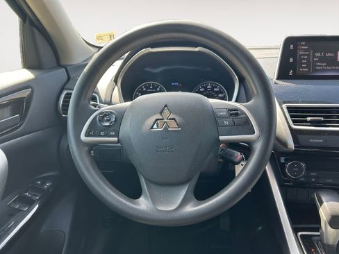 Used 2019 Mitsubishi Eclipse Cross LE AWD/4WD image 12