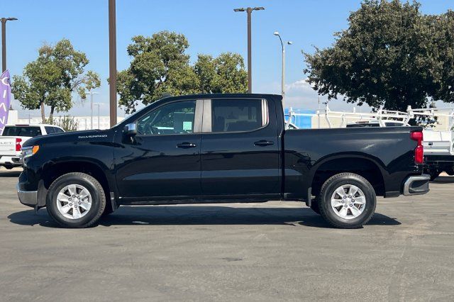 Used 2025 Chevrolet Silverado 1500 LT RWD image 7