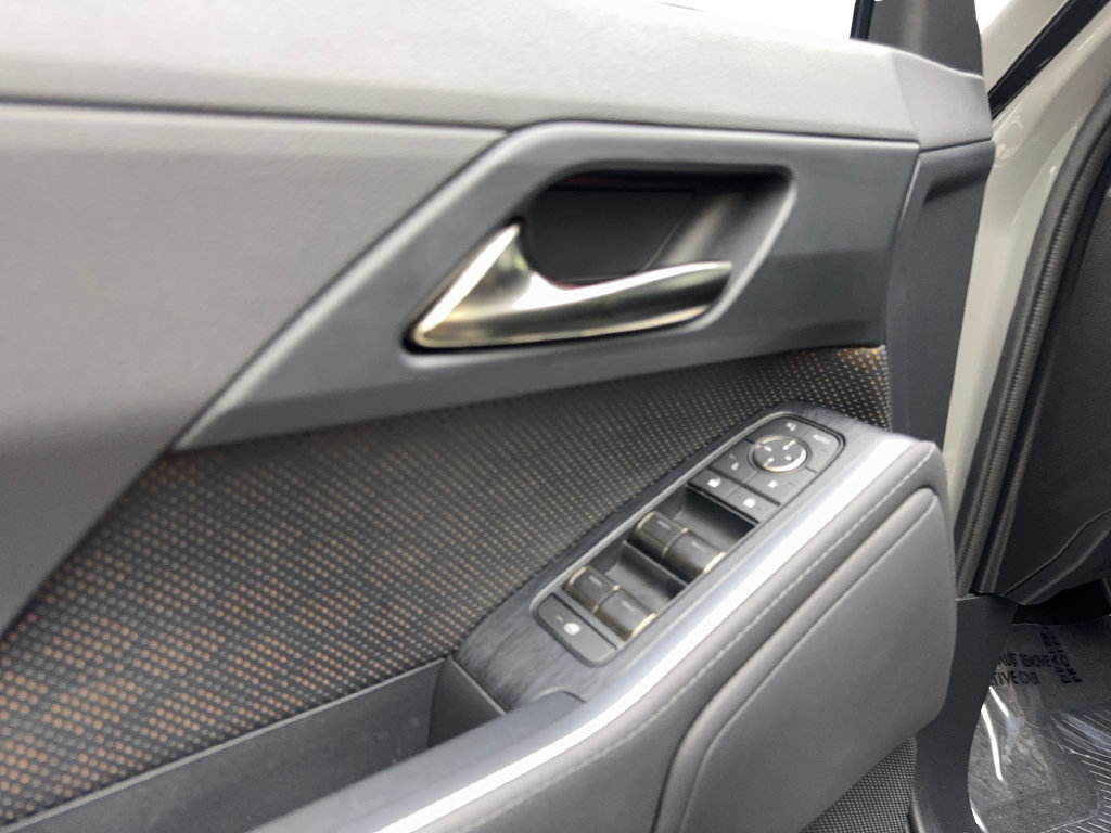 Used 2025 Lexus GX 550 w/ Cold Area Package AWD/4WD image 32
