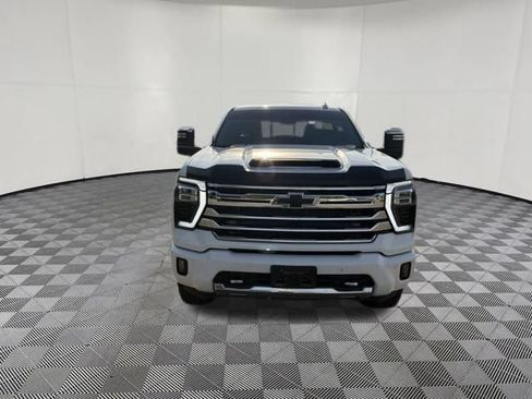 Used 2024 Chevrolet Silverado 3500 High Country w/ Technology Package AWD/4WD image 13