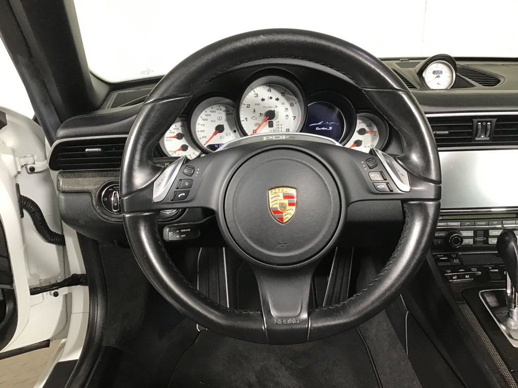 Certified 2015 Porsche 911 Turbo S AWD/4WD image 32