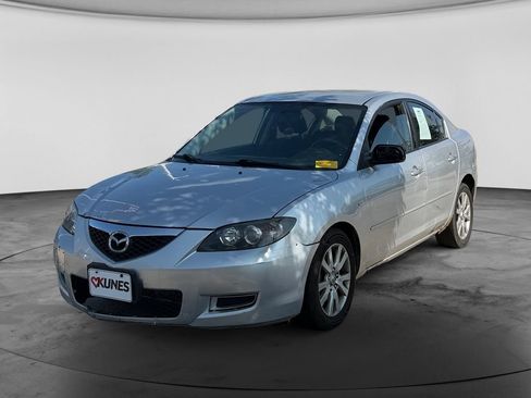 Used 2008 MAZDA MAZDA3 i Touring FWD image 3