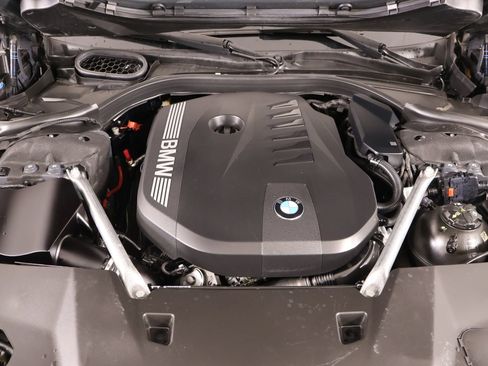 Used 2023 BMW 740i RWD image 22