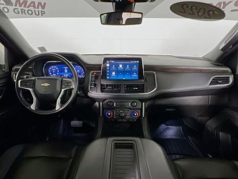 Used 2022 Chevrolet Suburban LT AWD/4WD image 25