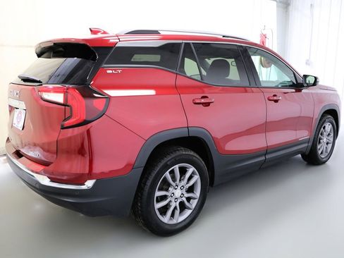 Certified 2024 GMC Terrain SLT w/ Infotainment Package II AWD/4WD image 19