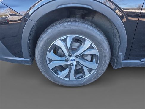 Used 2022 Subaru Outback Limited image 14