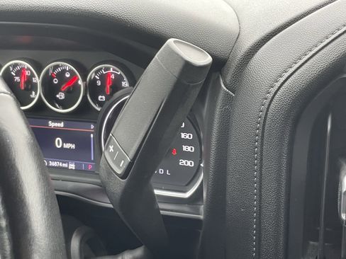 Used 2021 Chevrolet Silverado 1500 LT Trail Boss w/ Convenience Package II image 22