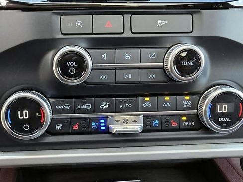 Used 2023 Ford Expedition Limited RWD image 33