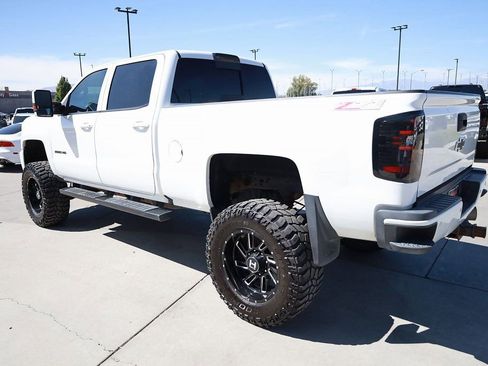 Used 2017 Chevrolet Silverado 2500 LTZ w/ Duramax Plus Package image 4