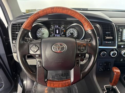 Used 2019 Toyota Sequoia Platinum w/ Carpet Mat Package (TMS) AWD/4WD image 13