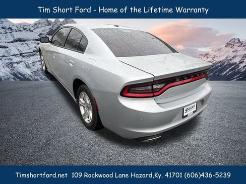 Used 2021 Dodge Charger SXT w/ Leather Interior Group image 9