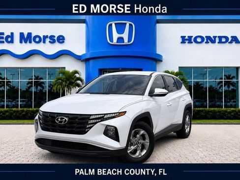 Used 2022 Hyundai Tucson SE FWD image 1