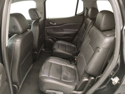 Used 2021 GMC Acadia SLT FWD image 18