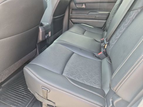 Used 2025 Toyota Tacoma Limited AWD/4WD image 12