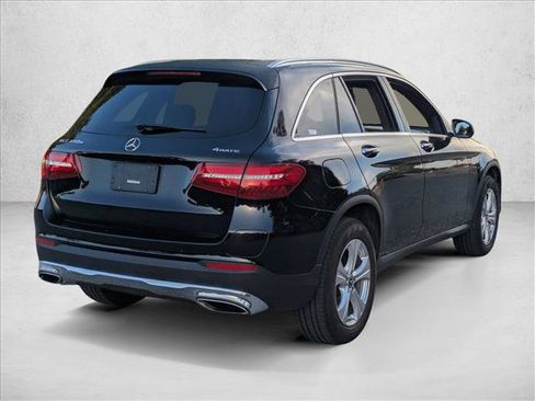 Used 2018 Mercedes-Benz GLC 350e 4MATIC image 5